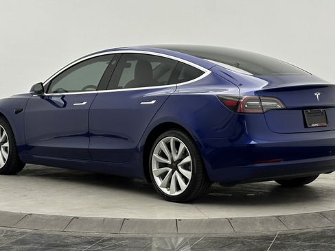 Used 2020 Tesla Model 3 Standard Range Plus image 5