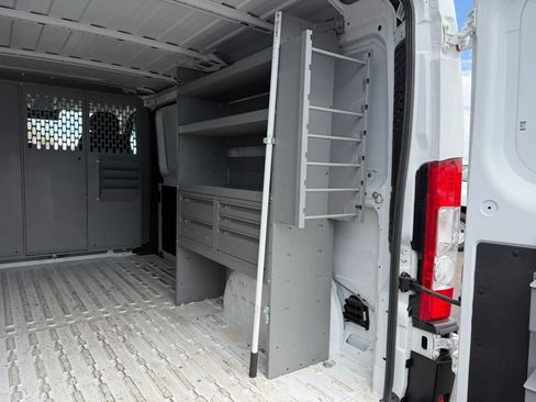 Used 2023 RAM ProMaster 2500 FWD image 13