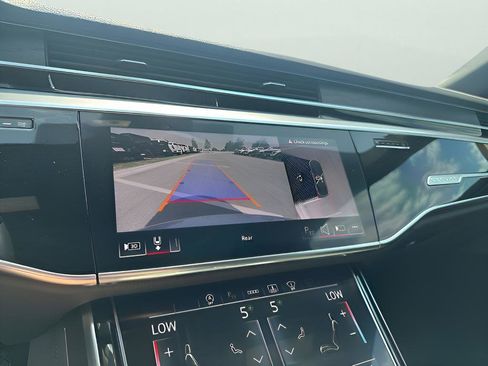 Used 2025 Audi A8 L 3.0T w/ Executive Package image 40