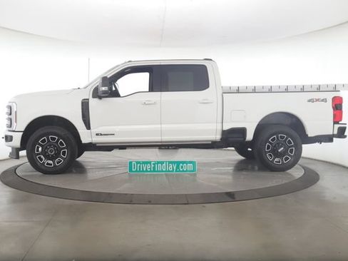 Used 2026 Ford F250 Platinum AWD/4WD image 9