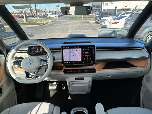 New 2025 Volkswagen ID. Buzz 1st Edition AWD/4WD image 10