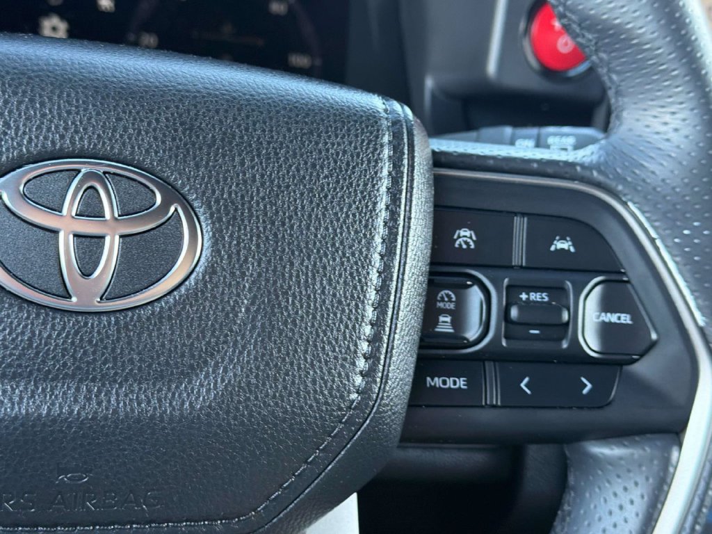 Certified 2025 Toyota 4Runner TRD Off-Road Premium AWD/4WD image 13