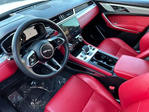 Used 2026 Jaguar F-PACE R-Dynamic S image 9