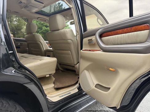 Used 2003 Lexus LX 470 4WD image 49
