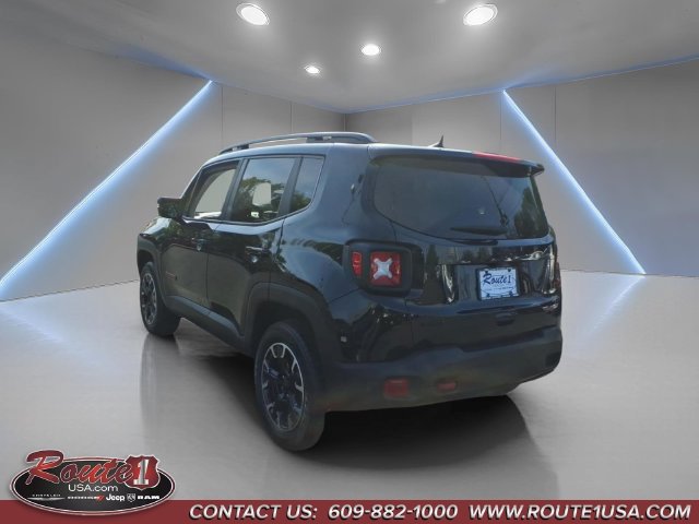 Used 2023 Jeep Renegade Trailhawk AWD/4WD image 6