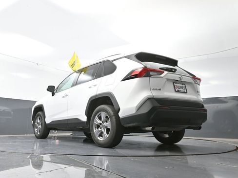 Used 2025 Toyota RAV4 XLE image 29
