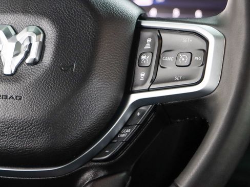Used 2025 RAM 1500 Big Horn AWD/4WD image 16