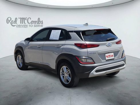 Certified 2023 Hyundai Kona SE FWD image 3