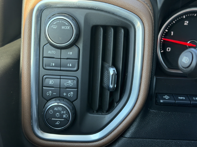 Used 2020 Chevrolet Silverado 2500 High Country w/ Z71 Off-Road Package AWD/4WD image 34
