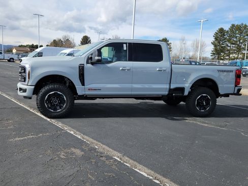 New 2026 Ford F250 Platinum w/ Tremor Off-Road Package AWD/4WD image 6