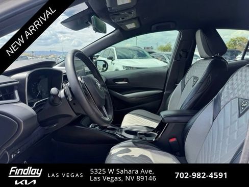 Used 2025 Toyota Corolla Hatchback FWD image 5