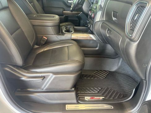 Used 2020 Chevrolet Silverado 1500 LT Trail Boss AWD/4WD image 19