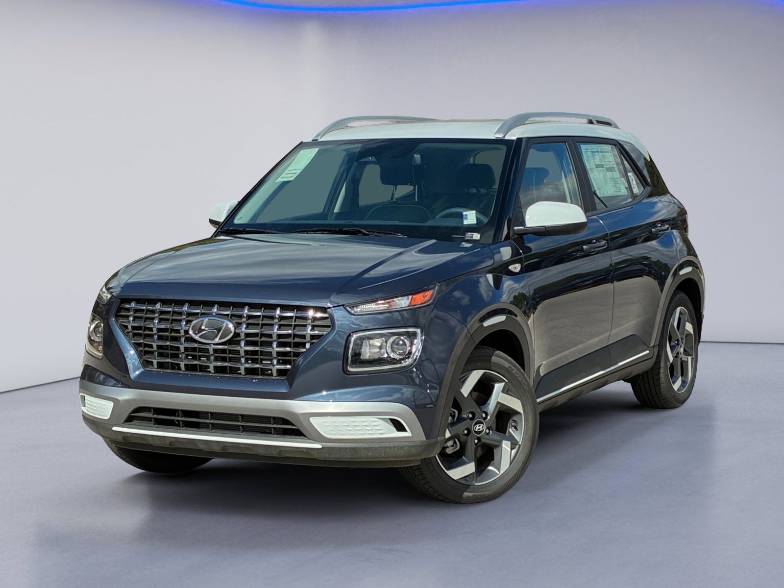 New 2026 Hyundai Venue SEL FWD image 2