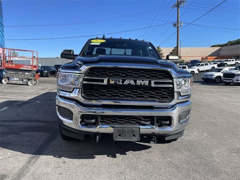 Certified 2022 RAM 3500 Tradesman image 5
