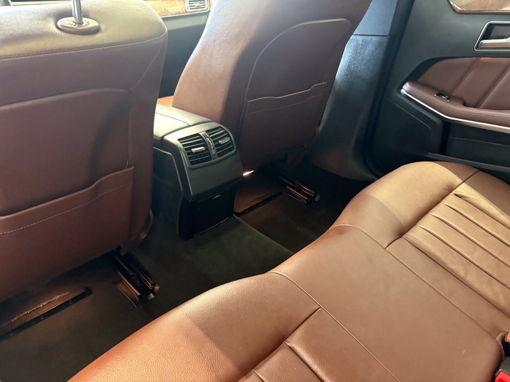 Used 2014 Mercedes-Benz E 350 4MATIC Sedan image 16