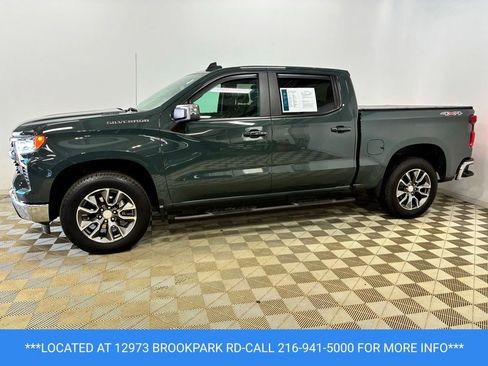 Used 2025 Chevrolet Silverado 1500 LT AWD/4WD image 6