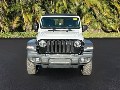 Used 2020 Jeep Wrangler Unlimited Sport image 2