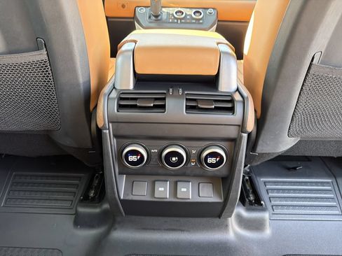 Used 2023 Land Rover Defender 110 S AWD/4WD image 19