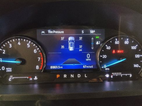 Used 2022 Ford Explorer XLT w/ Equipment Group 202A image 23