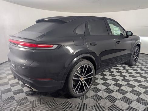 New 2026 Porsche Cayenne Coupe image 7