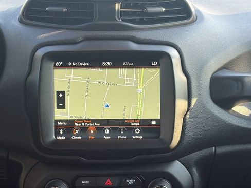 Used 2022 Jeep Renegade Altitude AWD/4WD image 14