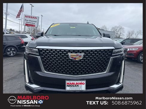 Used 2022 Cadillac Escalade Premium Luxury w/ Performance Package image 2