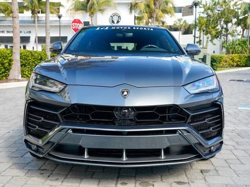 Used 2019 Lamborghini Urus AWD/4WD image 7