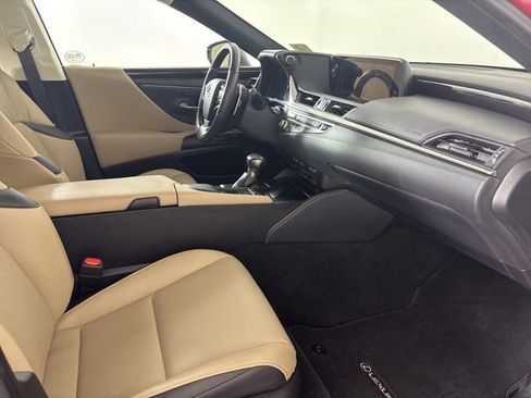 Used 2021 Lexus ES 250 w/ Premium Package AWD/4WD image 24