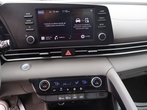 Used 2023 Hyundai Elantra SEL w/ Preferred Accessory Package FWD image 30