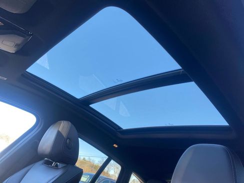 Used 2022 BMW X4 xDrive30i w/ Convenience Package image 10