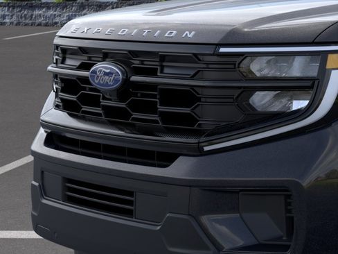 New 2026 Ford Expedition Active AWD/4WD image 17