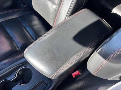 Used 2024 Dodge Durango GT image 23