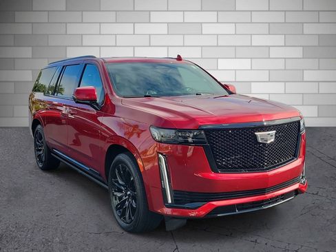 Certified 2024 Cadillac Escalade ESV Sport Platinum w/ LPO, ONYX Package image 7