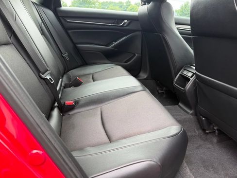 Used 2021 Honda Accord Sport image 11