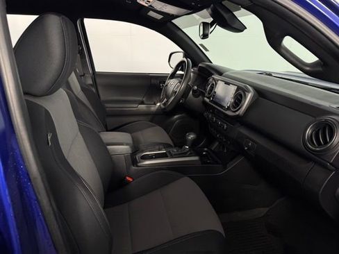 Used 2023 Toyota Tacoma TRD Sport image 14