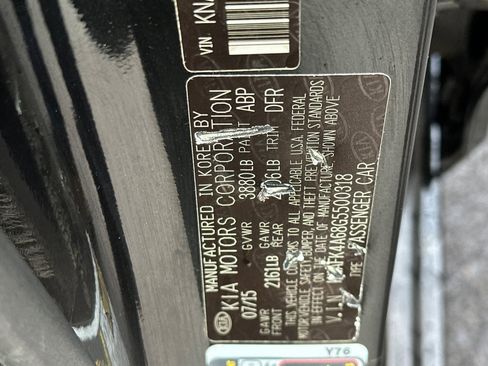 Used 2016 Kia Forte LX image 31