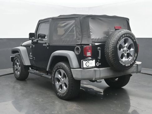 Used 2013 Jeep Wrangler Sport AWD/4WD image 4
