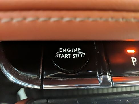 Certified 2025 Lincoln Aviator Reserve w/ Illumination Package image 25