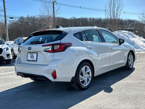 Certified 2025 Subaru Impreza 2.0i image 4