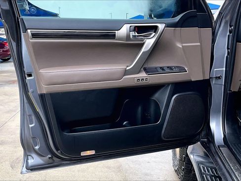 Used 2021 Lexus GX 460 Premium image 22