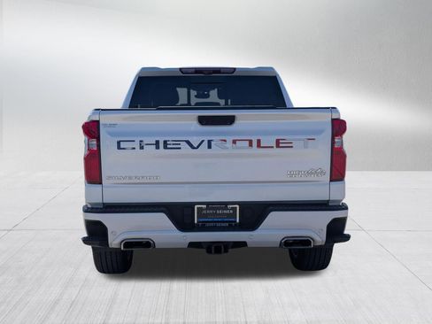 Certified 2024 Chevrolet Silverado 1500 High Country AWD/4WD image 5