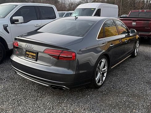 Used 2016 Audi S8 image 4