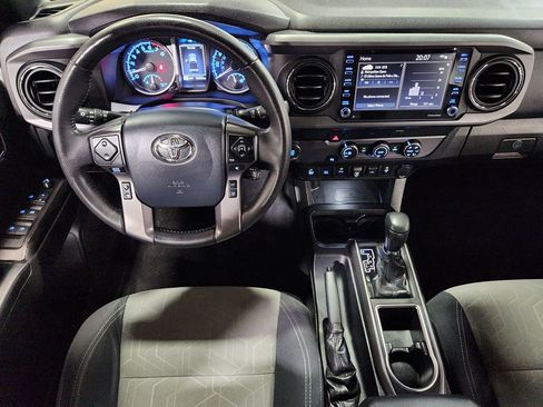Used 2020 Toyota Tacoma TRD Sport w/ Technology Package RWD image 47
