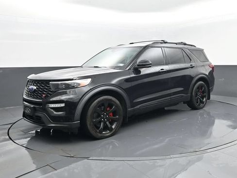 Used 2020 Ford Explorer ST w/ ST Street Pack AWD/4WD image 2