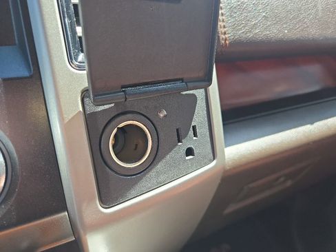 Used 2019 Ford F150 King Ranch w/ Equipment Group 601A Luxury AWD/4WD image 77
