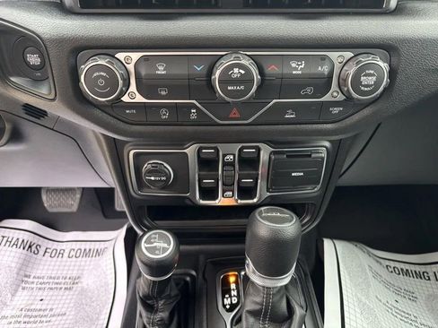 New 2026 Jeep Gladiator Sport image 16