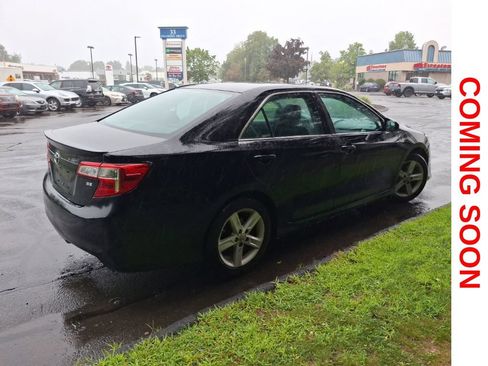 Used 2012 Toyota Camry SE FWD image 5
