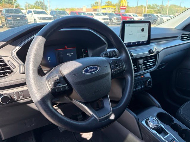 Used 2025 Ford Escape Active AWD/4WD image 3