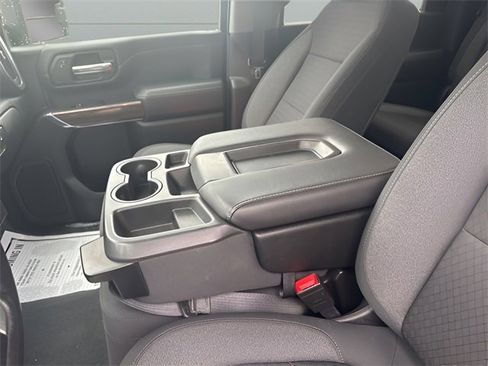 Used 2020 Chevrolet Silverado 2500 LT w/ Fleet Comfort Package image 13