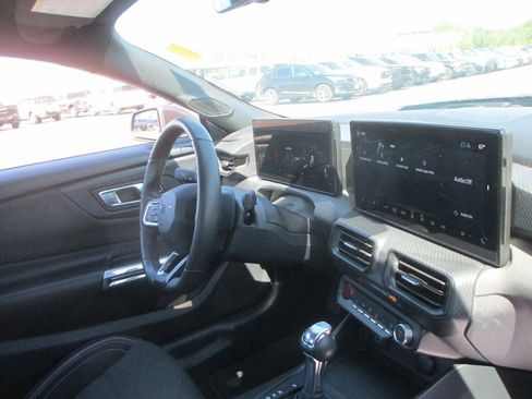 Used 2024 Ford Mustang Coupe image 20